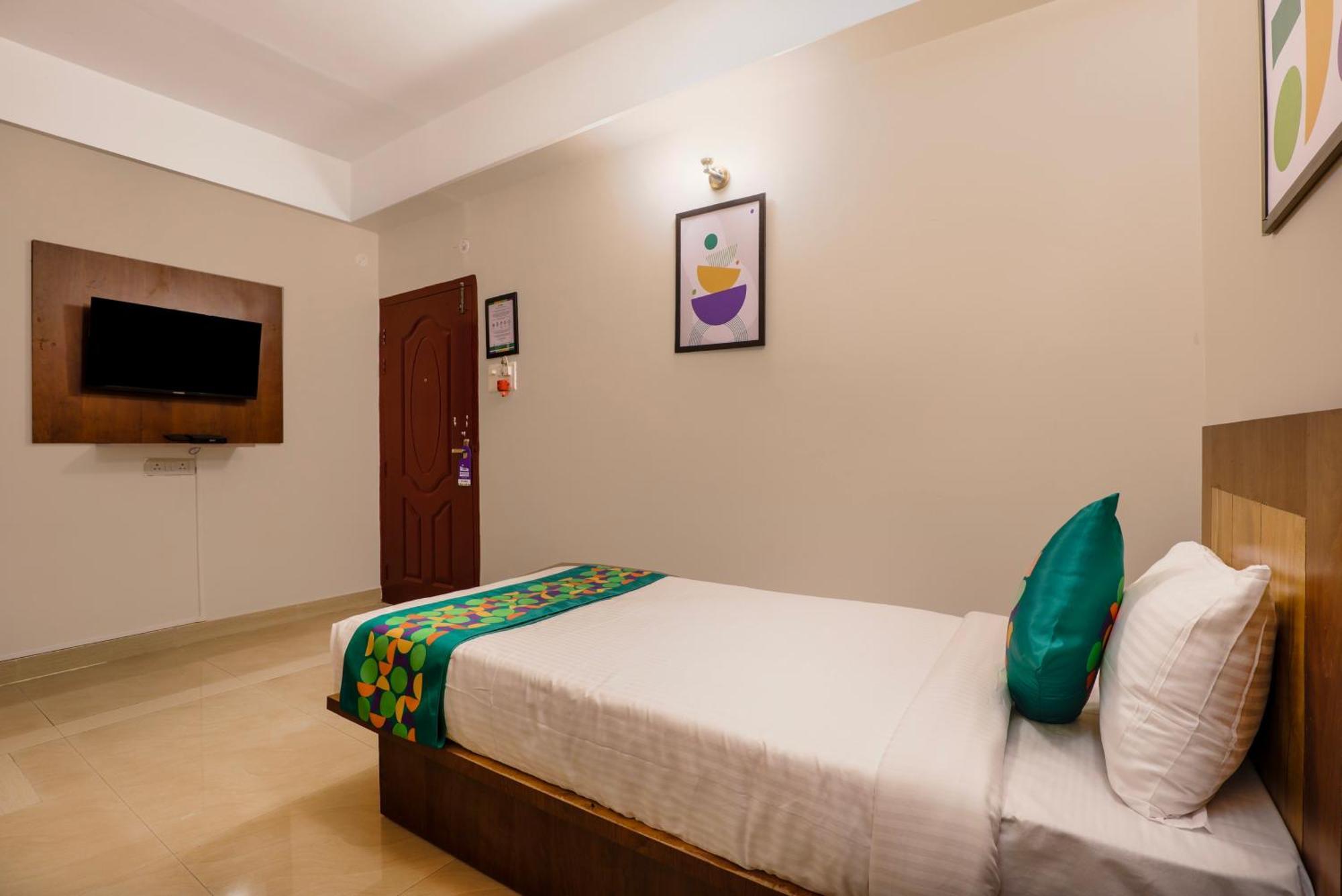 Treebo Urban Oasis Inn Guwahati Zewnętrze zdjęcie
