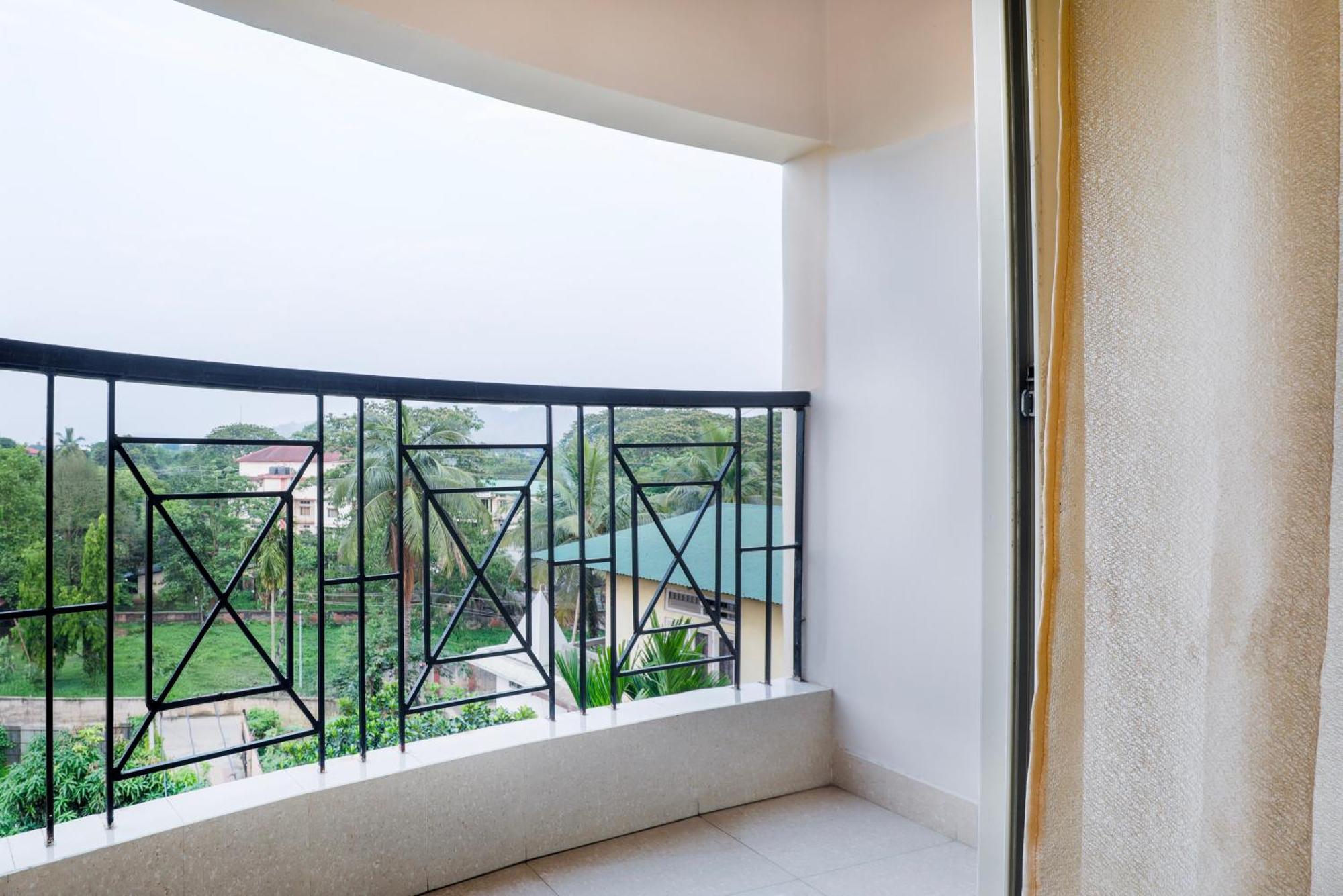 Treebo Urban Oasis Inn Guwahati Zewnętrze zdjęcie